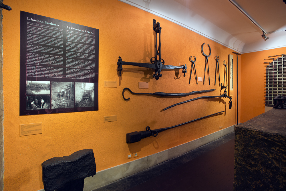 Sala Ferrería de Lebario © Euskal Museoa Bilbao