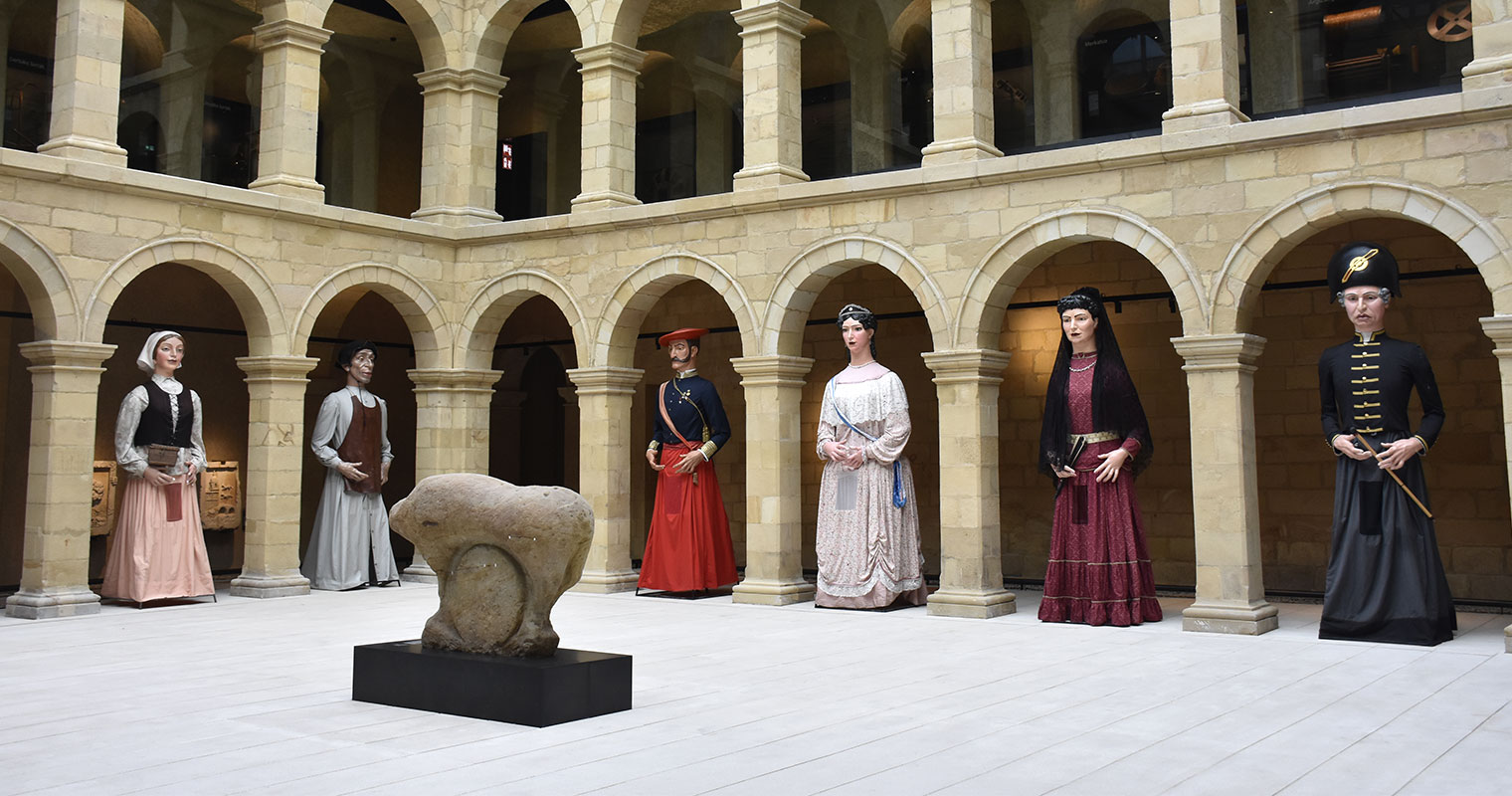 La exposición "Gigantes de Bilbao" regresa a Euskal Museoa y se extiende a dos espacios este verano | Euskal Museoa Bilbao Museo Vasco